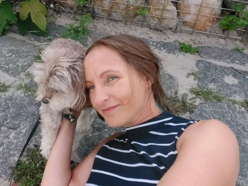 je-suis-disponible-pour-vos-plaisirs-sexuels-et-tout-vos-fantasmes-ecrivez-moi-si-interesse-et-pas-de-plaisentin