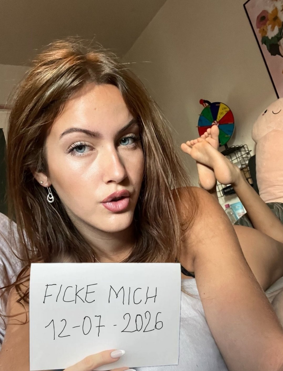 verfugbar-fur-all-ihre-freches-vergnugungen-big-0