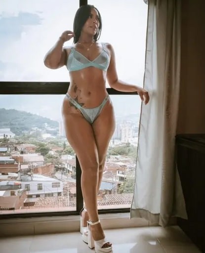 erotik-in-koln-pamela-20-jahre-traumgirl-hautnah-harten-sex-mit-ficken-big-4