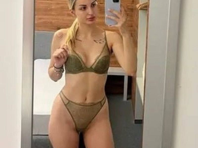 sex-in-munchen-raissa-24jahre-sexy-und-naturlich-top-service