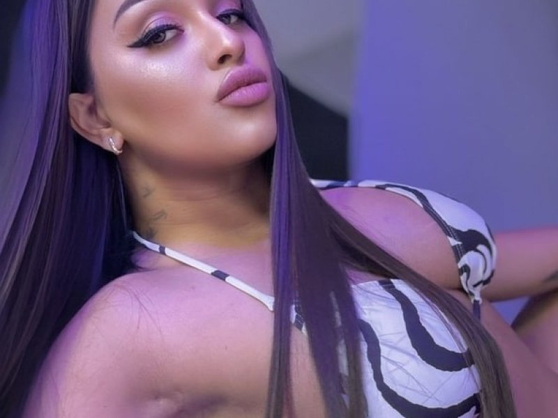 larissa-23-jahre-in-mainzsexy-heisse-rassige-liebesfee