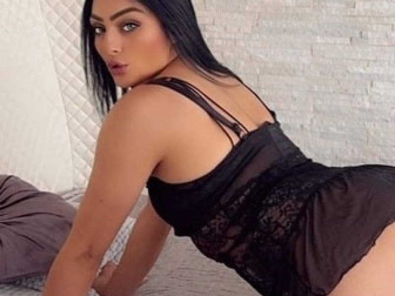 carinna-18-jahre-party-girlneu-in-bad-homburg-aus-spanien