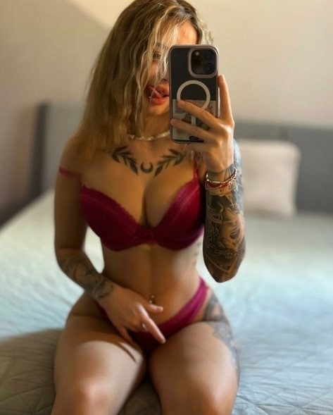 sexkontakte-trier-neu-alessia-22jahre-geniesse-sex-stunden-big-1