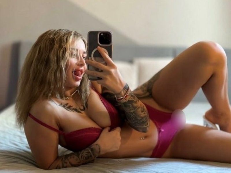 sexkontakte-trier-neu-alessia-22jahre-geniesse-sex-stunden-small-3