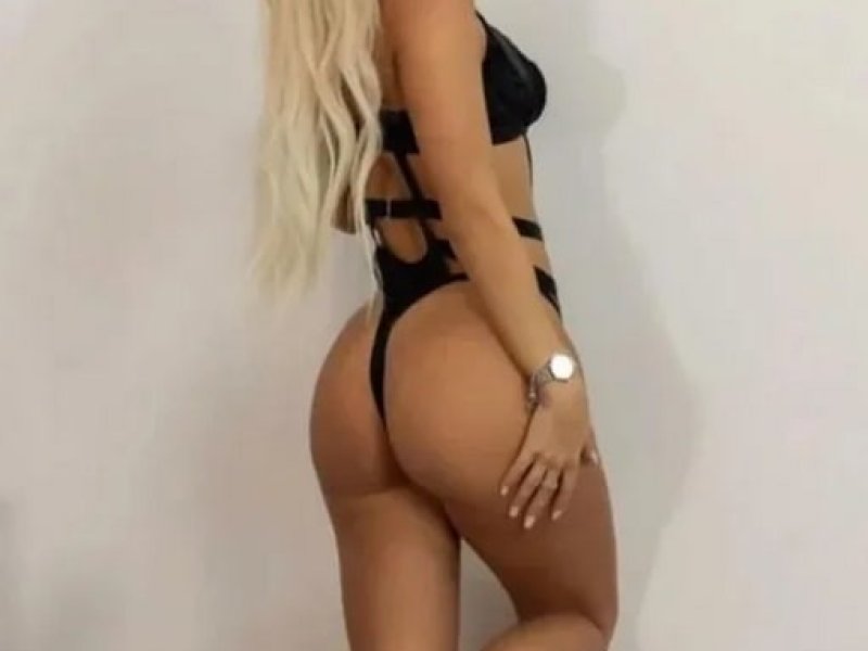 sex-in-friedrichshafenrianna-aus-spanienkomm-und-erlebe-grenzenlose-geilheit-small-1