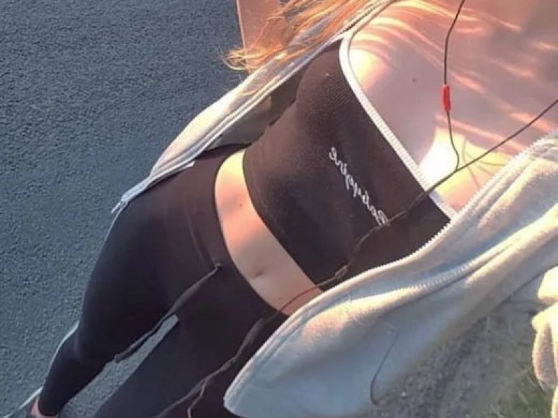 sex-videos-bilder-sexchat-und-schwanzbewertungheissealina-18j100-echt