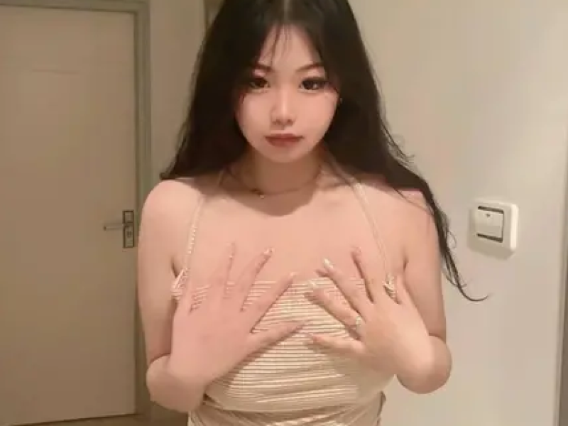 neu-in-munchen-sanft-und-liebevoll-freya-heisse-asiatische-madchen