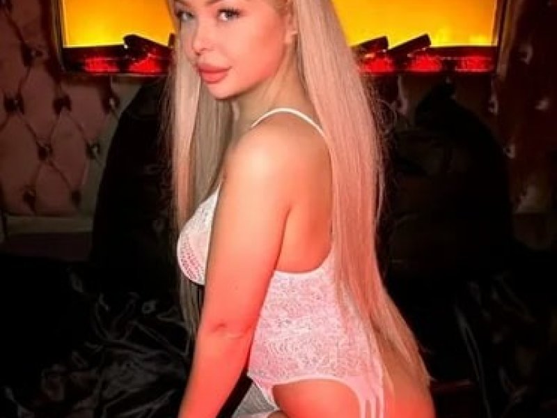 sex-in-berlin-neu-sexy-sina-blonde-absolut-erotisch-versuchung