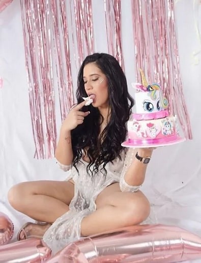 sex-in-hilpoltstein-angelina-sexy-bombe-aus-venezuela-big-2