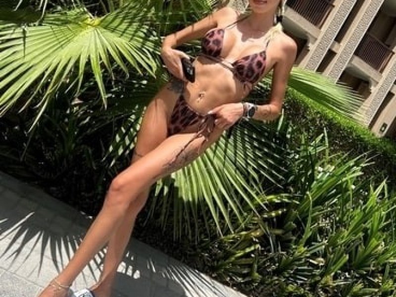 sex-treffen-offenburganna-23jahre-mit-erotischer-korper-small-2