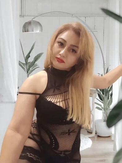ella-30jahre-kolnsuper-geil-24h-erreichbar-auch-fur-party-haus-und-hotelbesuche-big-0