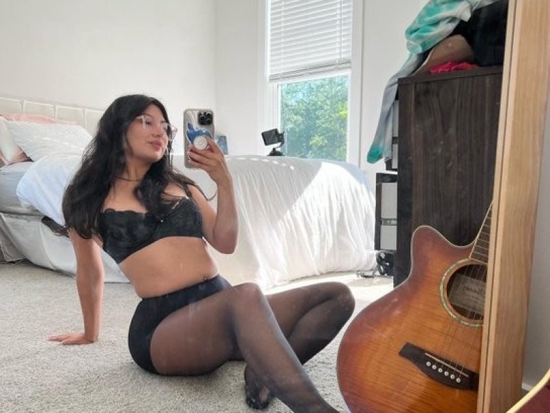 bieten-sie-ihre-fleischlichen-sexuellen-wunsche-massage-blowjob-schlucken-fotze-anal-small-4