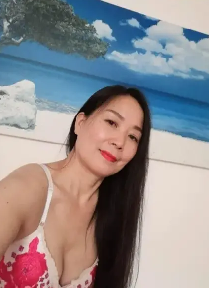 lili-heisse-asiatische-frau-top-service-alles-ausser-anal-big-0