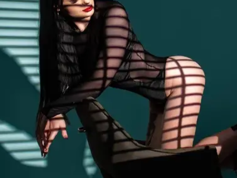 vicky-high-class-escort-in-berlin-susse-kleine-maus