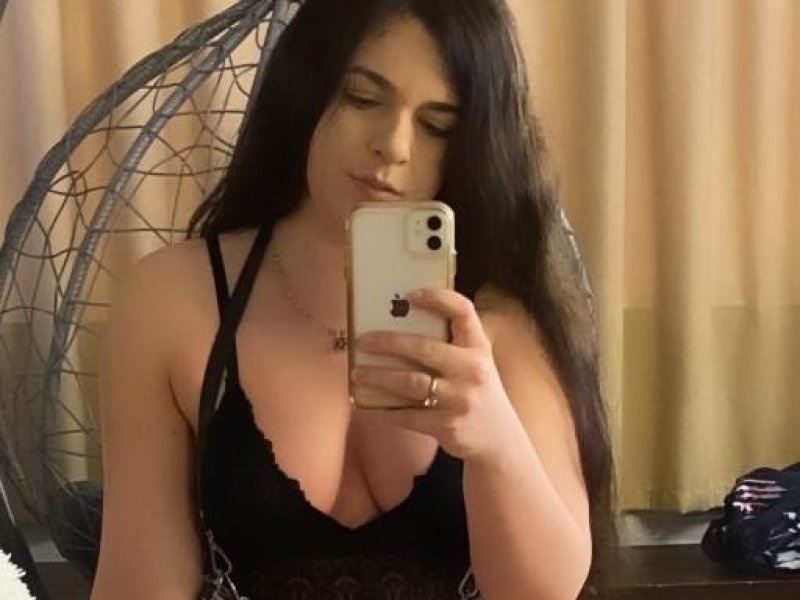 anfangerin-lara-20-jahresinnliches-und-wildes-model