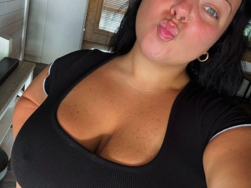 sexplan-escort-massage-madchen-verfugbar-small-1