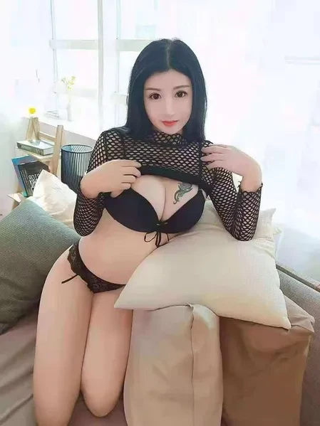 geile-japanerin-yumi-neu-in-wurzburg-big-0