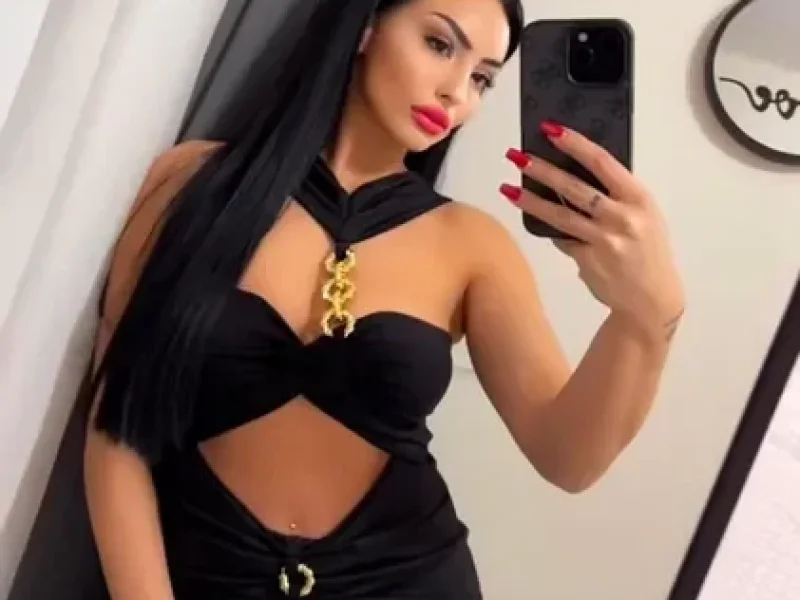 laura-24j-ausserst-charmant-bei-ihnen-zu-hause-oder-hotelauch-zu-mir