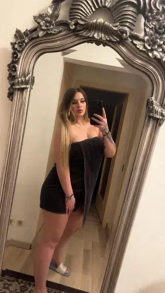 escort-munchenhappy-hour-just-100-euro-at-your-place-150-best-sex-kisses-body-masage-and-69-big-0