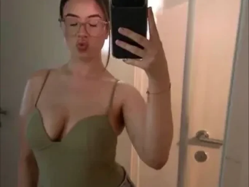private-sexcam-heisses-rollenspiel-prickelnder-chat