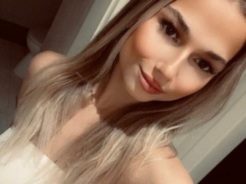 sexkontakte-in-koln-laura-20jahre-sex-action-deines-lebens