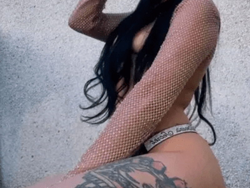 sex-in-heimbach-sexy-sophie-versaute-latinafeuchte-muschi-small-1